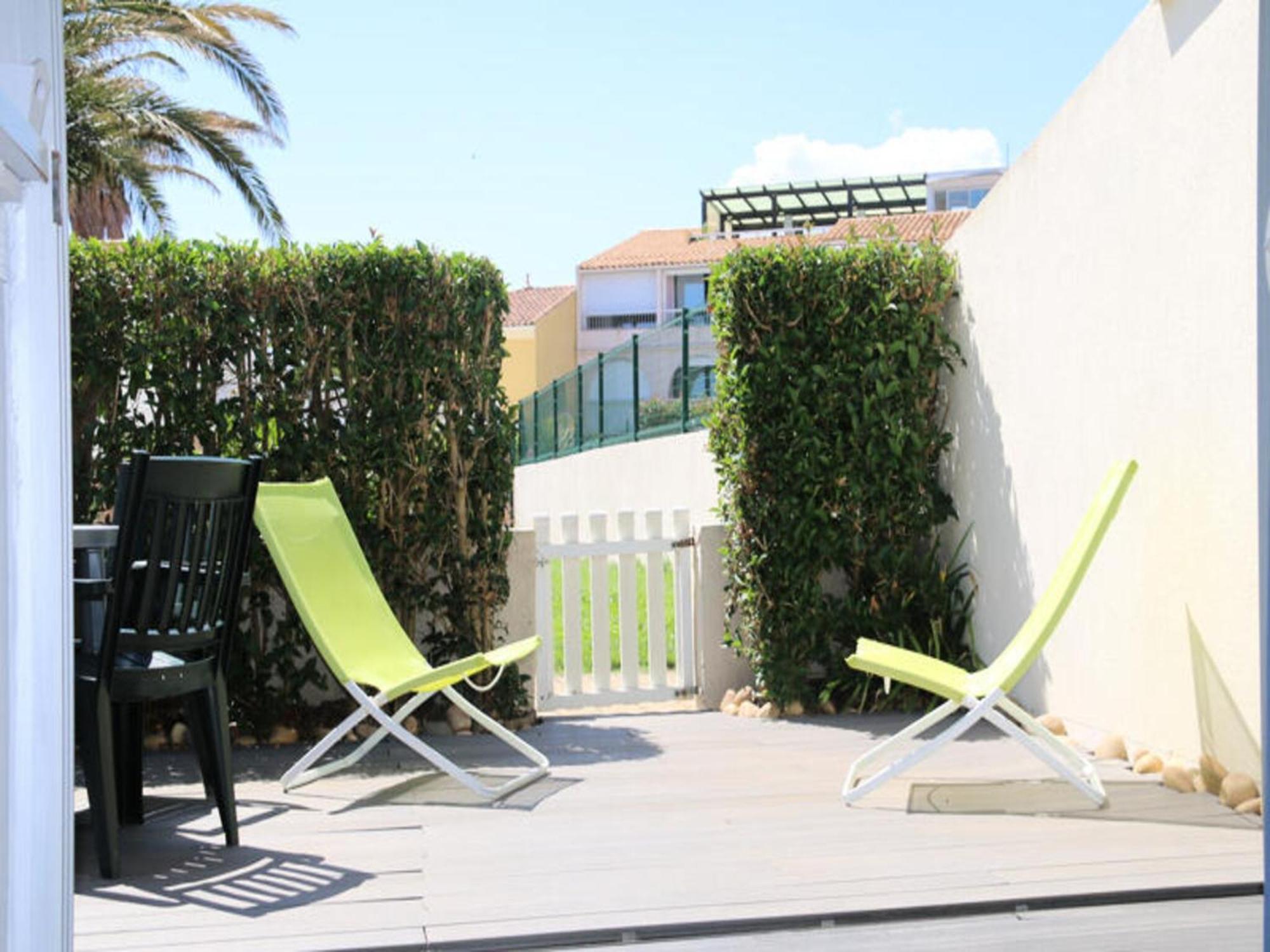 2 Rooms For 2 People Agde Exterior photo